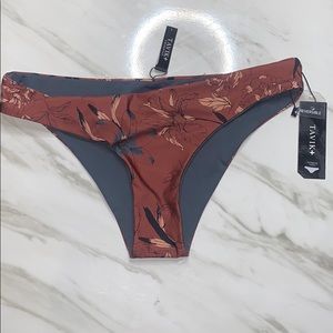NWT✨Tavik reversible Bikini Bottom | Small